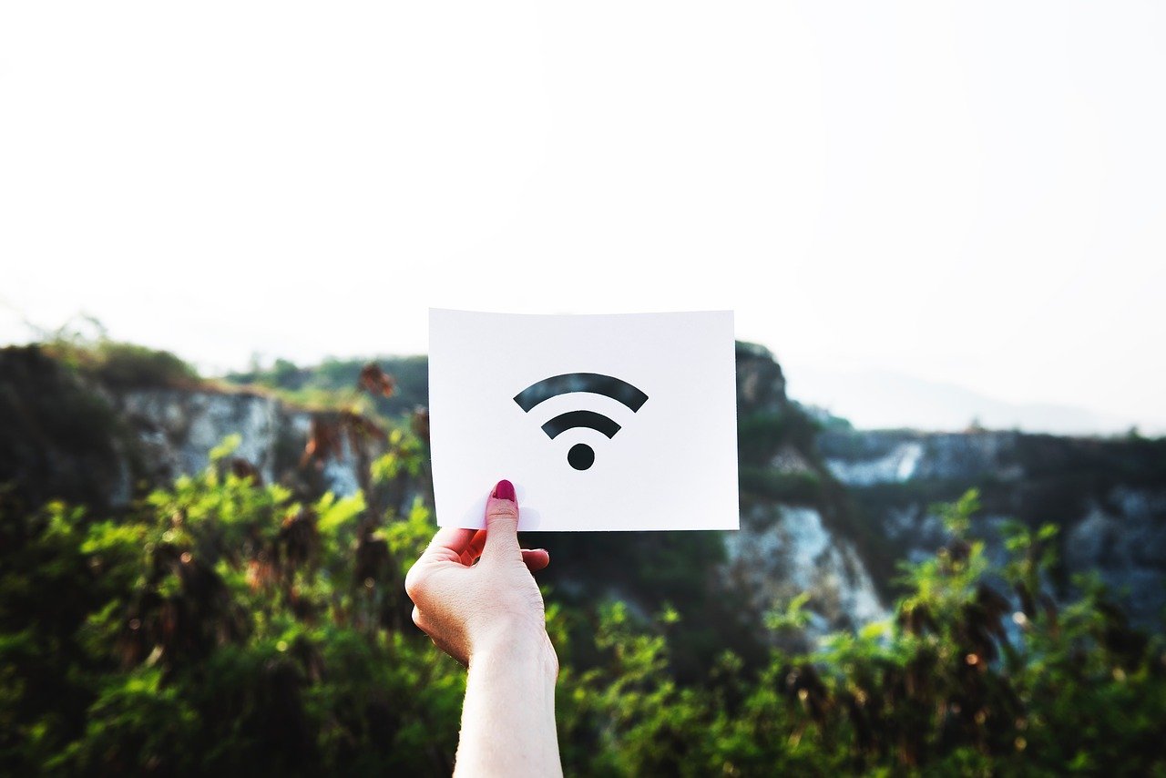 How to Stay Connected to the Internet In a Rural Town