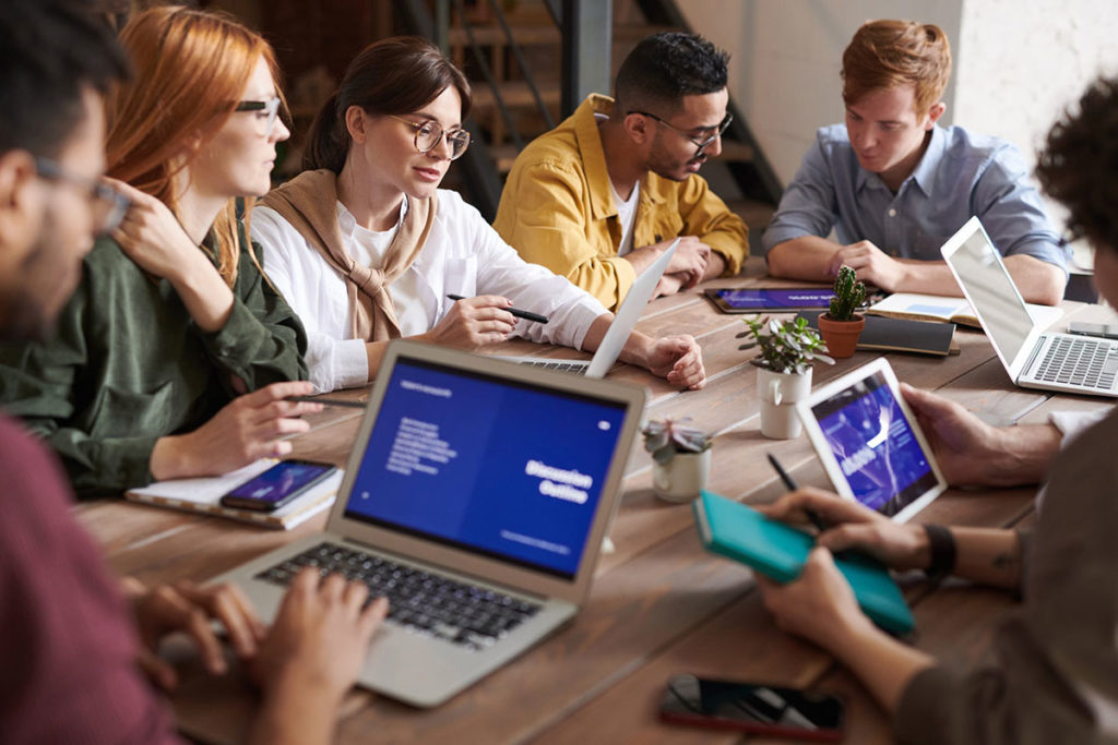 The Relationship Between Internet Speed and Productivity